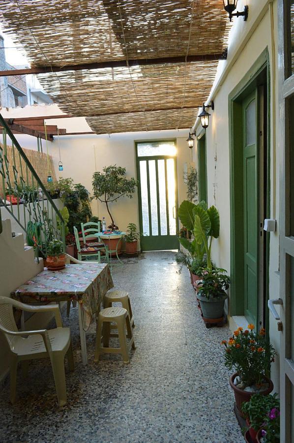 شقة Pireas Port Next To Metro Artistic House المظهر الخارجي الصورة